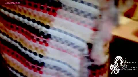 Snapshot of heyyythanks chatting on 11.13.25 Gwen Elise online show from 11.13.25