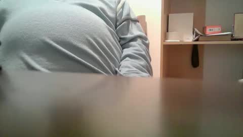 Snapshot of hibericus chatting on 04.12.26 hibericus online show from 04.12.26