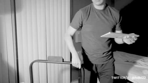 Snapshot of hideki_kawaki chatting on 01.18.25 Hideki Kawaki online show from 01.18.25