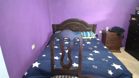 Snapshot of hidenbook chatting on 01.08.25 Hiden online show from 01.08.25