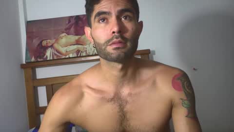 Snapshot of hideonbush051 chatting on 01.08.26 hideonbush online show from 01.08.26