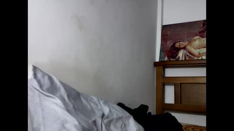 hideonbush online show from 04.16.26