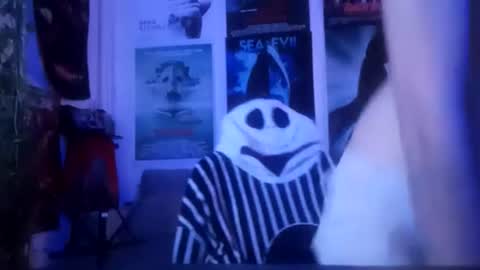 Snapshot of highandhell chatting on 07.12.26 Highandhell online show from 07.12.26