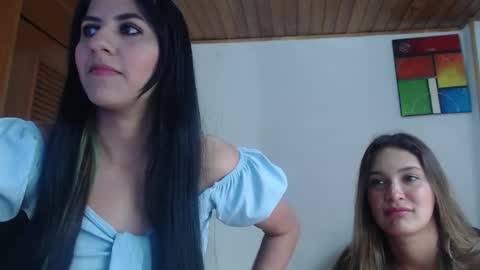 hilaril18 online show from 09.20.25