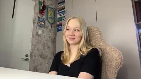 Emma online show from 07.25.26