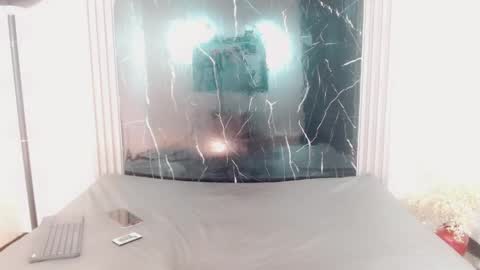 Hilary Avilan online show from 03.24.26