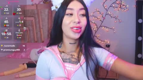 LUNA new account  FOLLOW ME online show from 12.22.25