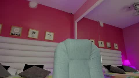 hilary_tailor online show from 11.11.25