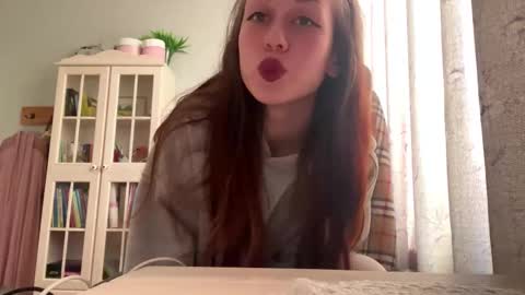 Snapshot of hildredmabray chatting on 11.06.25 Hi Im Elizabeth online show from 11.06.25