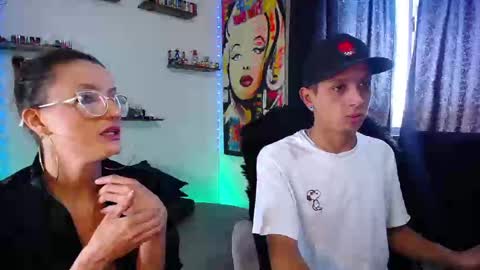 Snapshot of hill_and_jack chatting on 01.15.25 Hill and Jack online show from 01.15.25