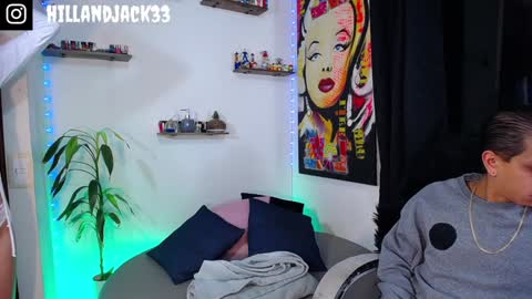 Snapshot of hill_and_jack chatting on 01.28.25 Hill and Jack online show from 01.28.25