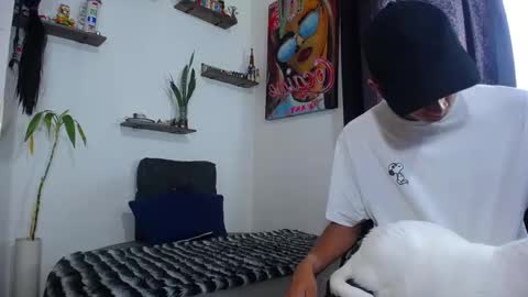 Snapshot of hill_and_jack chatting on 11.23.25 Hill and Jack online show from 11.23.25