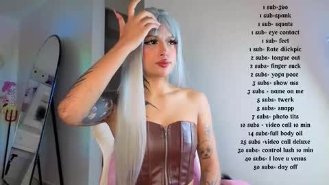 hillsdandarkie_44 online show from 11.25.25