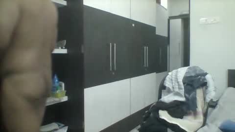 Snapshot of himanshukkkkkk chatting on 04.01.26 himanshukkkkkk online show from 04.01.26