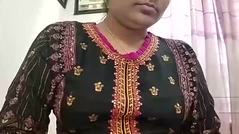 himuhimu22 online show from 12.21.25