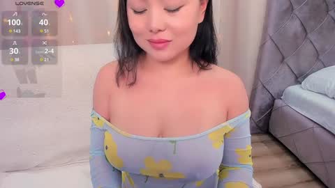 Snapshot of hinajeen chatting on 01.22.25 Sexy Hina online show from 01.22.25