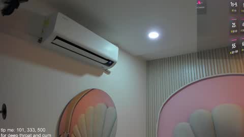 Snapshot of hinata_dolly chatting on 11.21.25 hinata_dolly online show from 11.21.25