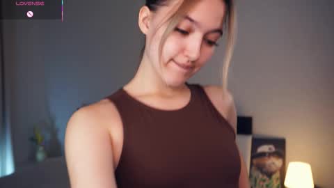 Leya Day Mary Night   PvT Open online show from 09.12.25