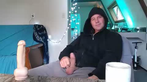 Snapshot of hippiezen chatting on 03.08.26 Hippie Jijm online show from 03.08.26