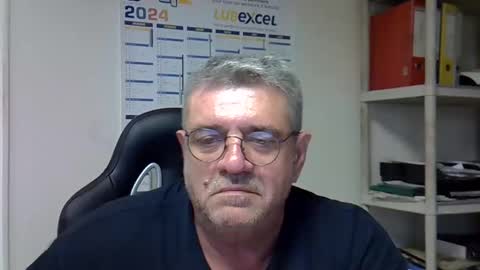 Snapshot of hippopotame17 chatting on 12.06.24 hippo online show from 12.06.24