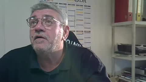 Snapshot of hippopotame17 chatting on 12.13.24 hippo online show from 12.13.24