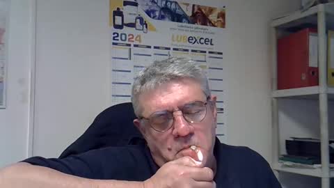 Snapshot of hippopotame17 chatting on 01.02.25 hippo online show from 01.02.25