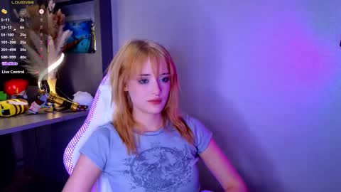 Snapshot of hisoka__akerley chatting on 09.13.25 Ella online show from 09.13.25