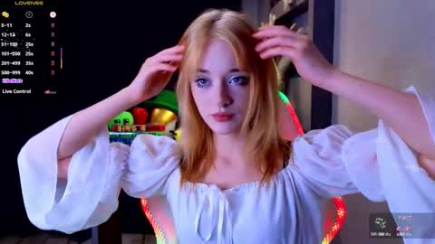 Snapshot of hisoka__akerley chatting on 09.18.25 Ella online show from 09.18.25