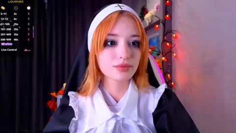 Ella online show from 10.31.25