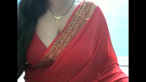 Snapshot of hisslust chatting on 10.14.25 hisslust online show from 10.14.25