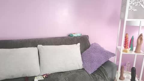 Snapshot of hiyakasudere_ chatting on 11.17.25 hiyakasudere_ online show from 11.17.25