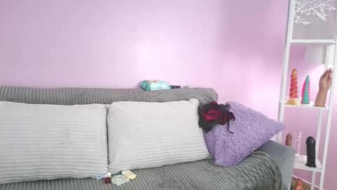 hiyakasudere_ online show from 11.24.25