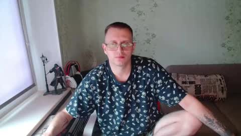 Snapshot of hlestus chatting on 10.22.25 Wet Jack online show from 10.22.25