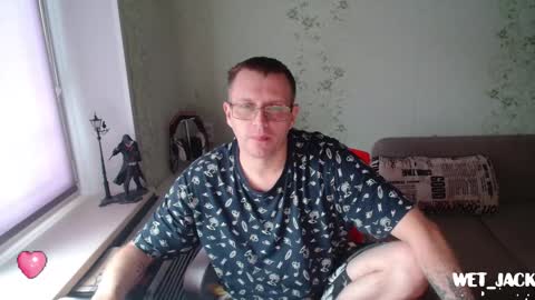 Snapshot of hlestus chatting on 11.13.25 Wet Jack online show from 11.13.25