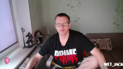 Snapshot of hlestus chatting on 11.17.25 Wet Jack online show from 11.17.25