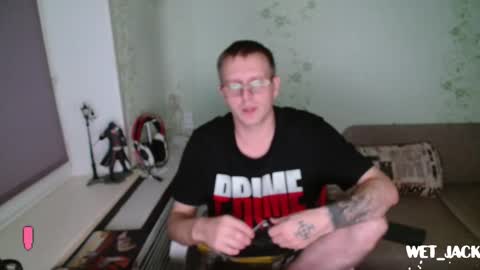 Snapshot of hlestus chatting on 11.17.25 Wet Jack online show from 11.17.25