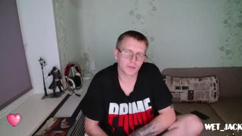 Snapshot of hlestus chatting on 11.19.25 Wet Jack online show from 11.19.25