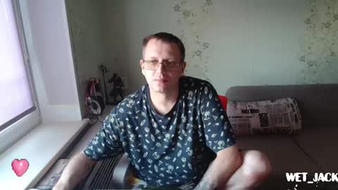 Snapshot of hlestus chatting on 11.23.25 Wet Jack online show from 11.23.25