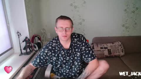 Snapshot of hlestus chatting on 11.26.25 Wet Jack online show from 11.26.25