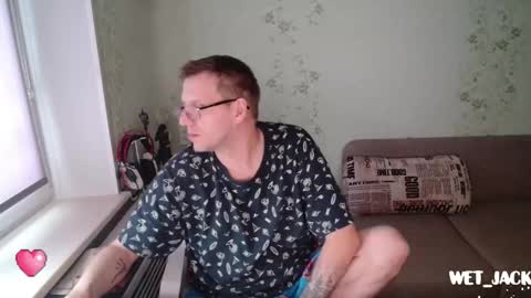 Snapshot of hlestus chatting on 11.27.25 Wet Jack online show from 11.27.25