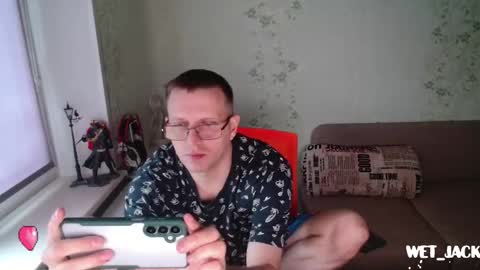 Snapshot of hlestus chatting on 12.04.25 Wet Jack online show from 12.04.25