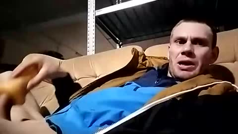 Snapshot of hnkkk88888 chatting on 10.12.25 Fucker online show from 10.12.25