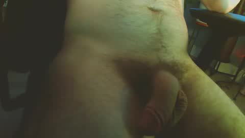 Hairy Hockey Player 92 online show from 03.10.25