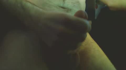 Hairy Hockey Player 92 online show from 03.12.25