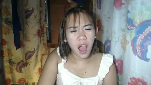 Snapshot of hoelykarrie chatting on 02.19.26 Karrie3 online show from 02.19.26