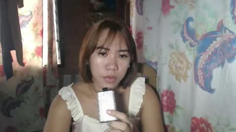 Snapshot of hoelykarrie chatting on 02.20.26 Karrie3 online show from 02.20.26