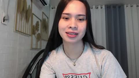 Snapshot of hoelymolly chatting on 06.10.26 hoelymolly online show from 06.10.26