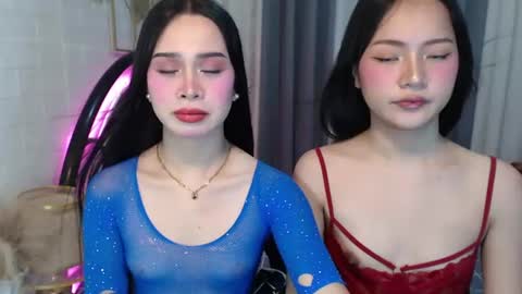 Snapshot of hoelymolly chatting on 06.10.26 hoelymolly online show from 06.10.26