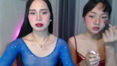 Snapshot of hoelymolly chatting on 06.22.26 hoelymolly online show from 06.22.26