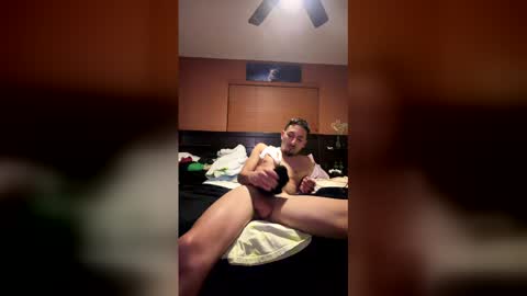 hoeskii online show from 03.20.26
